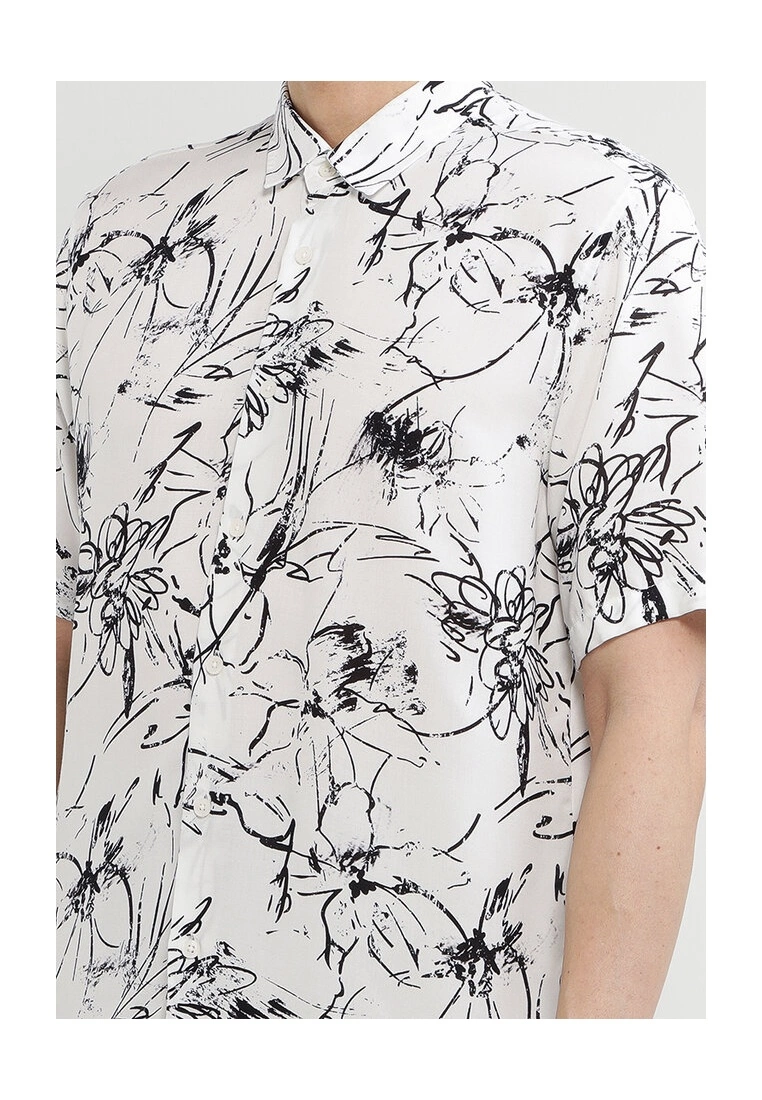 LC WAIKIKI Standard Fit Poplin Men's Shirt 5 LC WAIKIKI Standard Fit Poplin Men's Shirt - Image 3