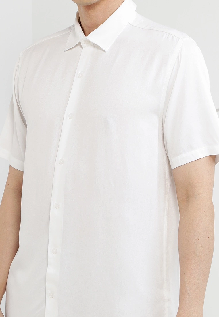 LC WAIKIKI Standard Fit Short Sleeve Men's Shirt 5 LC WAIKIKI Standard Fit Short Sleeve Men's Shirt - Image 3