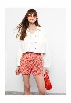 LC WAIKIKI Elastic Waist Bermuda Shorts 11 LC WAIKIKI Elastic Waist Bermuda Shorts -LC WAIKIKI popular shop lc waikiki 0204 9437916 4