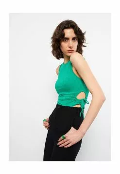 LC WAIKIKI Crew Neck Plain Female Singlet -LC WAIKIKI popular shop lc waikiki 0363 0747916 4