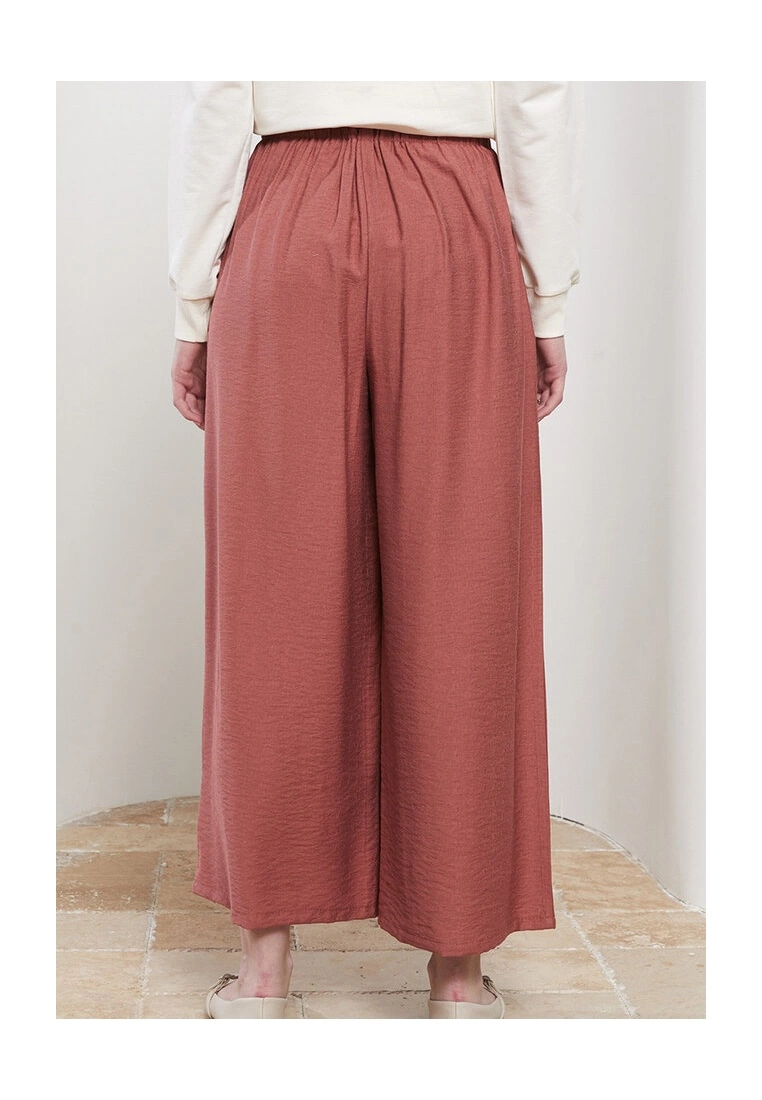 LC WAIKIKI Comfortable Fit Straight Trousers 4 LC WAIKIKI Comfortable Fit Straight Trousers - Image 2