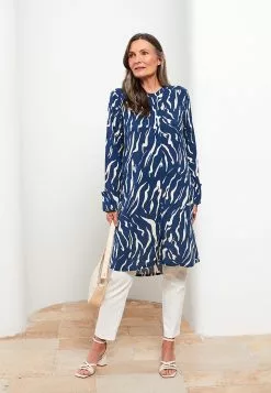 LC WAIKIKI Crew Neck Patterned Long Sleeve Viscose Women's Tunic -LC WAIKIKI popular shop lc waikiki 0399 0174036 4