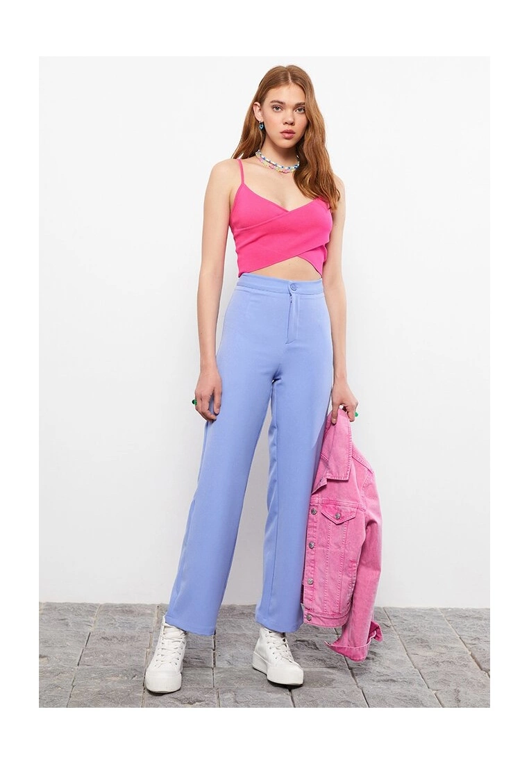 LC WAIKIKI Comfortable Fit Straight Trousers 7 LC WAIKIKI Comfortable Fit Straight Trousers - Image 5