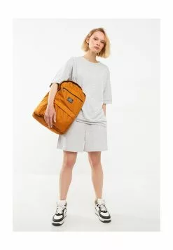 LC WAIKIKI Crew Neck Straight Women T-Shirt -LC WAIKIKI popular shop lc waikiki 0424 6725226 4