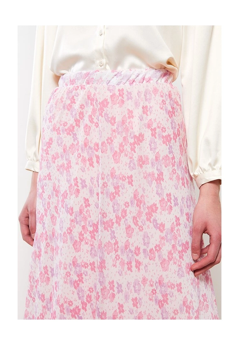 LC WAIKIKI Elastic Waist A-Line Chiffon Skirt 5 LC WAIKIKI Elastic Waist A-Line Chiffon Skirt - Image 3