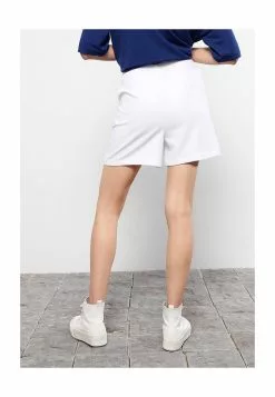 LC WAIKIKI Standard Fit Gabardine Women's Shorts -LC WAIKIKI popular shop lc waikiki 0472 2401126 2