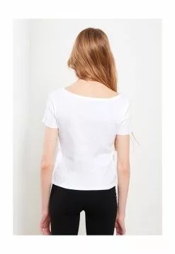 LC WAIKIKI U Neck Straight Cotton Women T-Shirt -LC WAIKIKI popular shop lc waikiki 0487 8943226 2