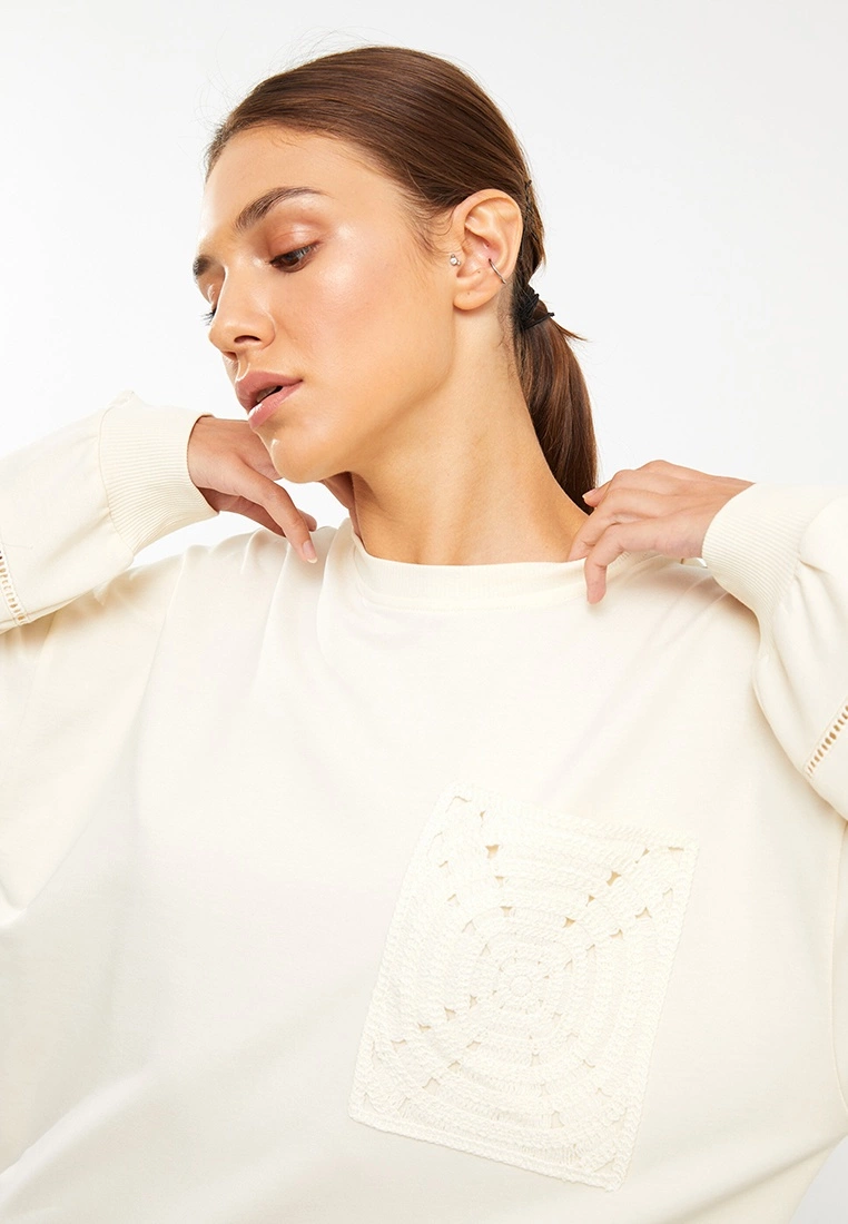 LC WAIKIKI Embroidered Pocket Tunic 5 LC WAIKIKI Embroidered Pocket Tunic - Image 3