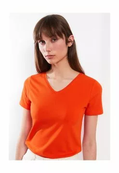 LC WAIKIKI V Neck Straight Short Sleeve Women T-Shirt -LC WAIKIKI popular shop lc waikiki 0533 3601126 4