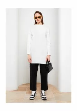 LC WAIKIKI Long Sleeve Cotton Tee 11 LC WAIKIKI Long Sleeve Cotton Tee -LC WAIKIKI popular shop lc waikiki 0540 6983226 4