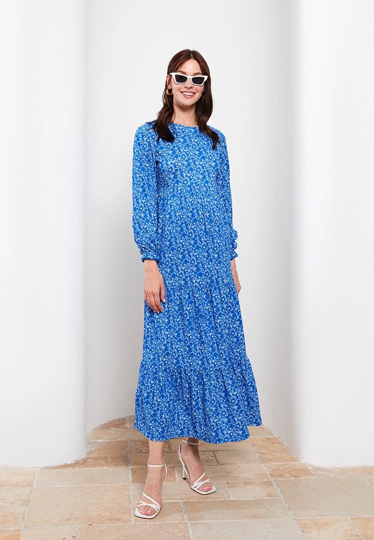 LC WAIKIKI Crew Neck Patterned Long Sleeve Crinkle Maternity Dress 3 LC WAIKIKI Crew Neck Patterned Long Sleeve Crinkle Maternity Dress