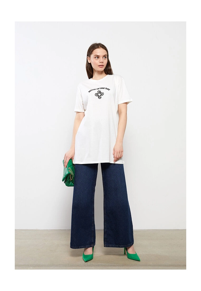 LC WAIKIKI Embroidered Cotton Women T-shirt 6 LC WAIKIKI Embroidered Cotton Women T-shirt - Image 4