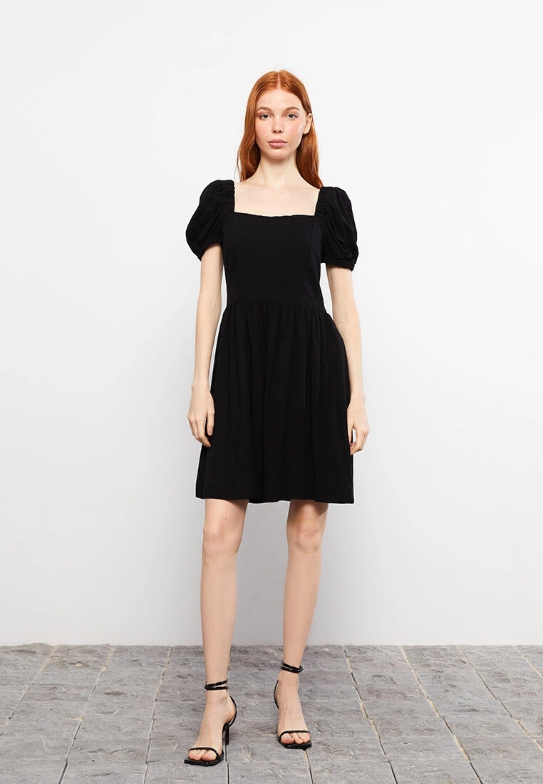 LC WAIKIKI Sweetheart Collar Straight Short Sleeve Women's Dress 4 LC WAIKIKI Sweetheart Collar Straight Short Sleeve Women's Dress - Image 2