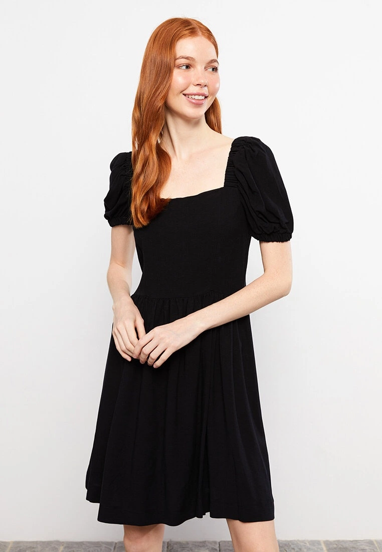 LC WAIKIKI Sweetheart Collar Straight Short Sleeve Women's Dress 5 LC WAIKIKI Sweetheart Collar Straight Short Sleeve Women's Dress - Image 3