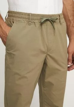 LC WAIKIKI Slim Fit Gabardine Men's Chino Trousers 12 LC WAIKIKI Slim Fit Gabardine Men's Chino Trousers -LC WAIKIKI popular shop lc waikiki 0626 2433236 4