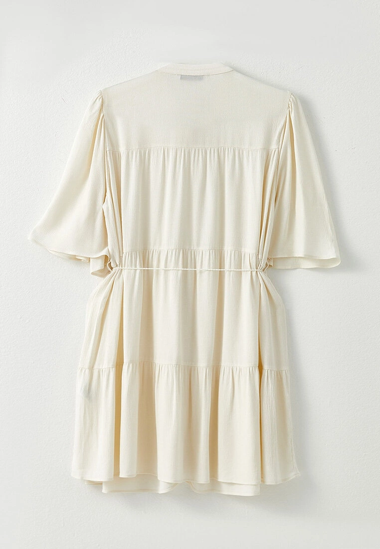 LC WAIKIKI Crew Neck Straight Short Sleeve Viscose Women's Dress 4 LC WAIKIKI Crew Neck Straight Short Sleeve Viscose Women's Dress - Image 2