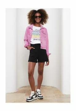 LC WAIKIKI Comfortable Fit Plain Womens Shorts 11 LC WAIKIKI Comfortable Fit Plain Womens Shorts -LC WAIKIKI popular shop lc waikiki 0654 0575326 4