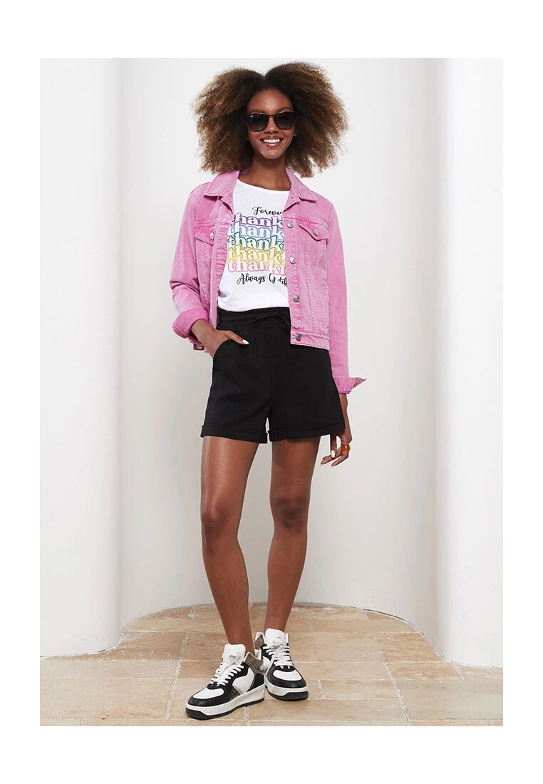 LC WAIKIKI Comfortable Fit Plain Womens Shorts 6 LC WAIKIKI Comfortable Fit Plain Womens Shorts - Image 4