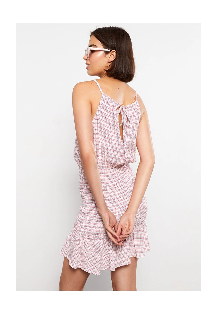 LC WAIKIKI Plaid Viscose Women's Dress 4 LC WAIKIKI Plaid Viscose Women's Dress - Image 2