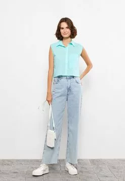 LC WAIKIKI Front Button Closure Plain Sleeveless Poplin Women's Shirt -LC WAIKIKI popular shop lc waikiki 0669 1813236 3