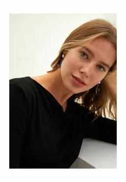 LC WAIKIKI Flowy Collar Straight Blouse -LC WAIKIKI popular shop lc waikiki 0679 2975326 3