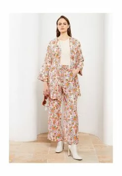 LC WAIKIKI Floral Printed Trousers -LC WAIKIKI popular shop lc waikiki 0689 0245226 4