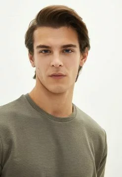 LC WAIKIKI Crew Neck Short Sleeve Basic Men's T-Shirt -LC WAIKIKI popular shop lc waikiki 0844 8459836 4