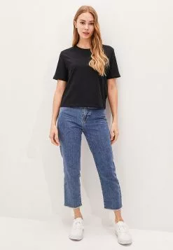 LC WAIKIKI Crew Neck Straight Short Sleeve Cotton Women's T-Shirt 10 LC WAIKIKI Crew Neck Straight Short Sleeve Cotton Women's T-Shirt -LC WAIKIKI popular shop lc waikiki 0874 8849836 4