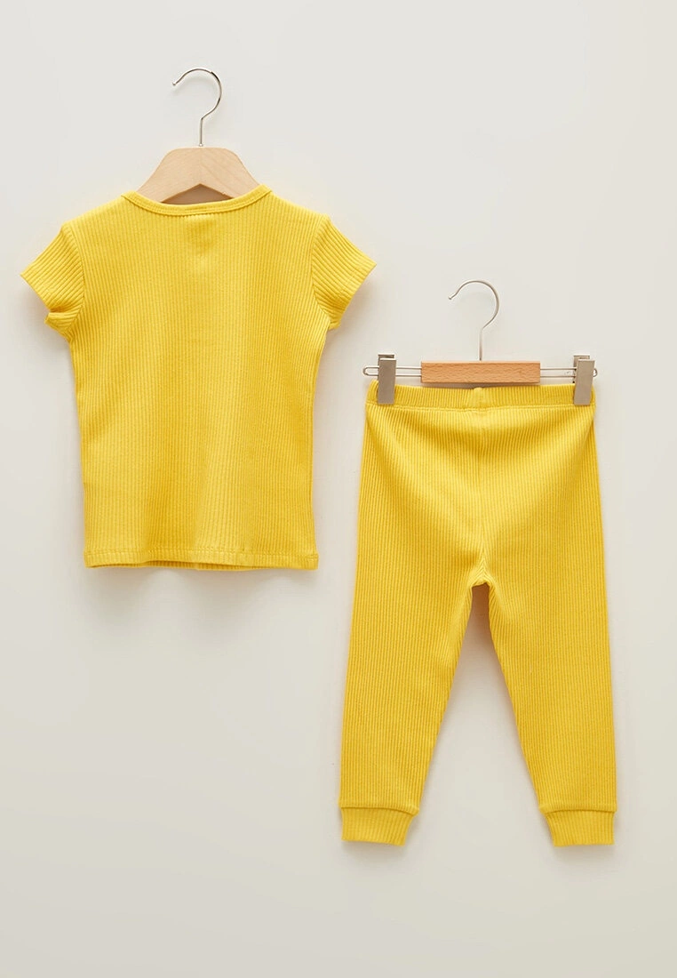 LC WAIKIKI Crew Neck Short Sleeve Basic Baby Girl Pajama Set 4 LC WAIKIKI Crew Neck Short Sleeve Basic Baby Girl Pajama Set - Image 2