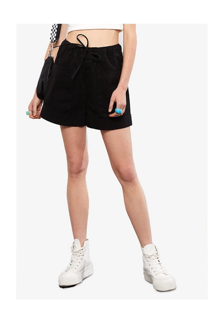 LC WAIKIKI Elastic Waist Shorts 3 LC WAIKIKI Elastic Waist Shorts