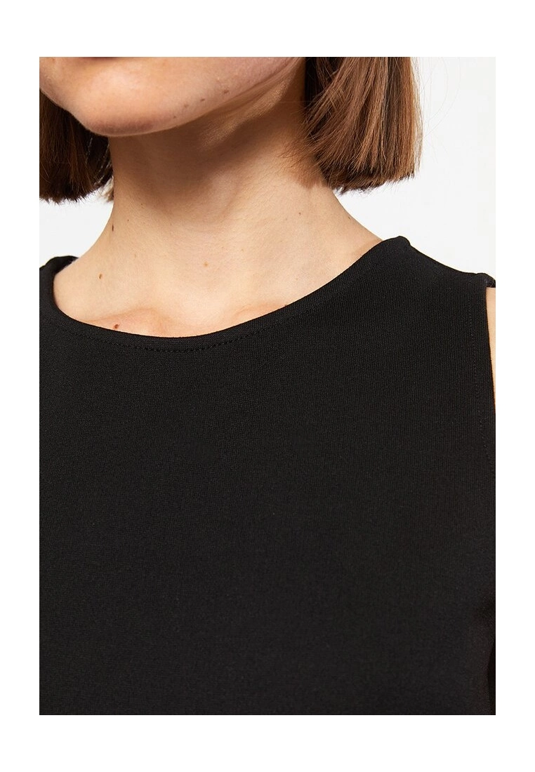 LC WAIKIKI Crew Neck Sleeveless Dress 5 LC WAIKIKI Crew Neck Sleeveless Dress - Image 3