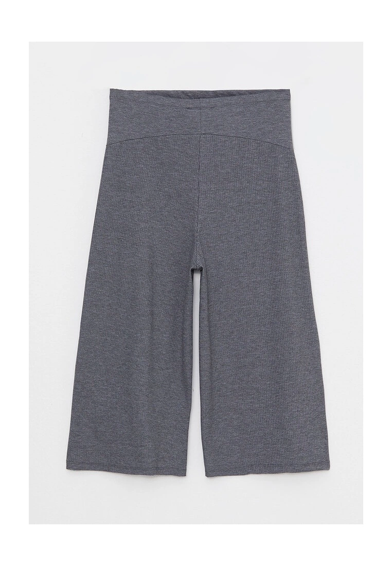 LC WAIKIKI Maternity Tummy Panel Capri Pants 8 LC WAIKIKI Maternity Tummy Panel Capri Pants - Image 6