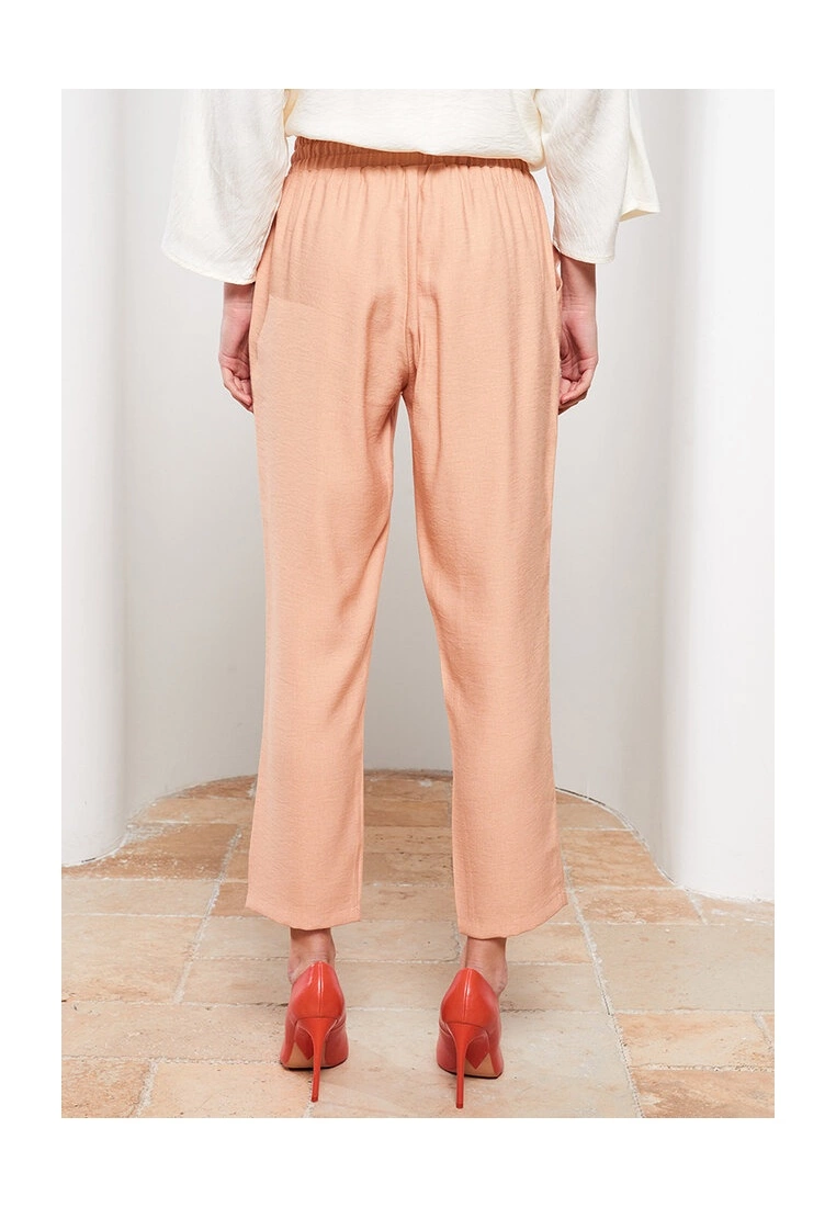 LC WAIKIKI Comfortable Fit Straight Trousers 4 LC WAIKIKI Comfortable Fit Straight Trousers - Image 2