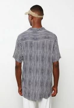 LC WAIKIKI Regular Fit Short Sleeve Striped Men's Shirt 13 LC WAIKIKI Regular Fit Short Sleeve Striped Men's Shirt -LC WAIKIKI popular shop lc waikiki 1233 7362236 5