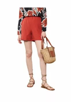 LC WAIKIKI Comfortable Fit Women's Shorts