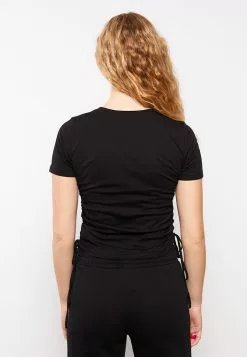 LC WAIKIKI Crew Neck Straight Short Sleeve Crop Cotton Women's T-Shirt -LC WAIKIKI popular shop lc waikiki 1263 8262236 4