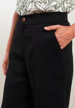 LC WAIKIKI Standard Fit Women's Straight Shorts -LC WAIKIKI popular shop lc waikiki 1268 8992236 3