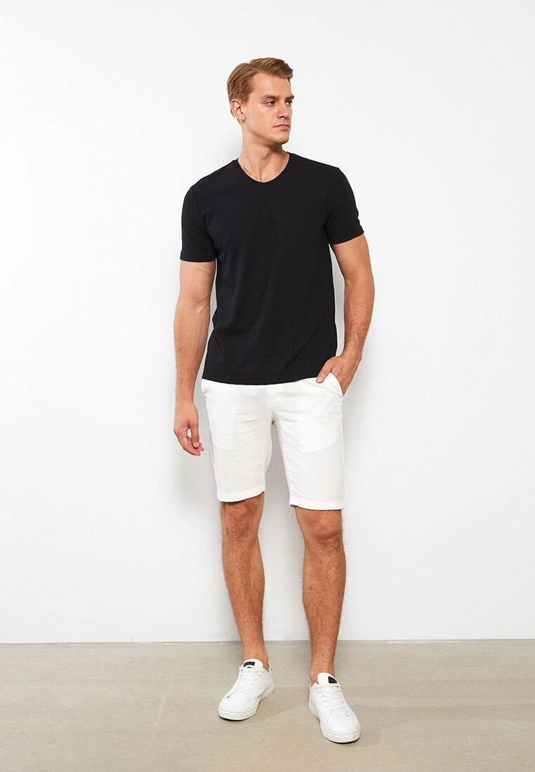 LC WAIKIKI V-Neck Short Sleeve Men's T-Shirt 5 LC WAIKIKI V-Neck Short Sleeve Men's T-Shirt - Image 3