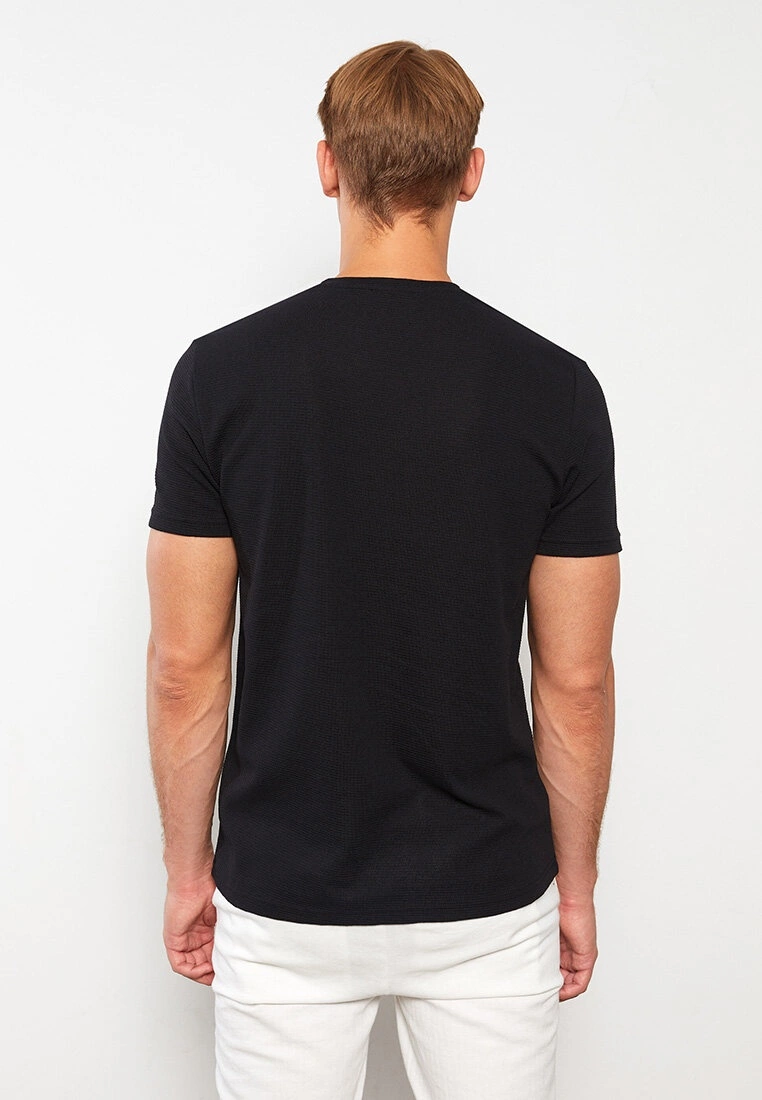 LC WAIKIKI V-Neck Short Sleeve Men's T-Shirt 7 LC WAIKIKI V-Neck Short Sleeve Men's T-Shirt - Image 5