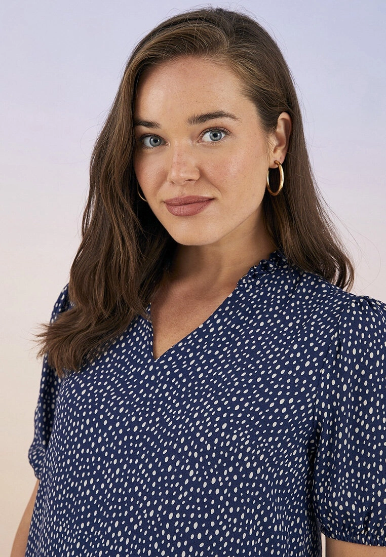 LC WAIKIKI V-Neck Patterned Short Sleeve Viscose Maternity Dress 5 LC WAIKIKI V-Neck Patterned Short Sleeve Viscose Maternity Dress - Image 3