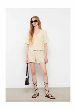 LC WAIKIKI V Neck Straight Short Sleeve Women Blouse 11 LC WAIKIKI V Neck Straight Short Sleeve Women Blouse -LC WAIKIKI popular shop lc waikiki 1300 0106526 4