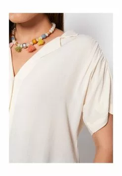 LC WAIKIKI Crinkle Fabric Maternity Shirt -LC WAIKIKI popular shop lc waikiki 1305 4495526 3