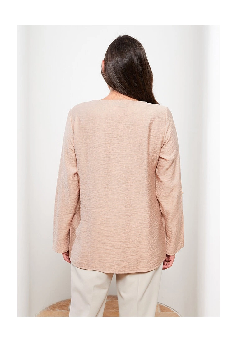 LC WAIKIKI Crew Neck Long Sleeves Women's Blouse 4 LC WAIKIKI Crew Neck Long Sleeves Women's Blouse - Image 2