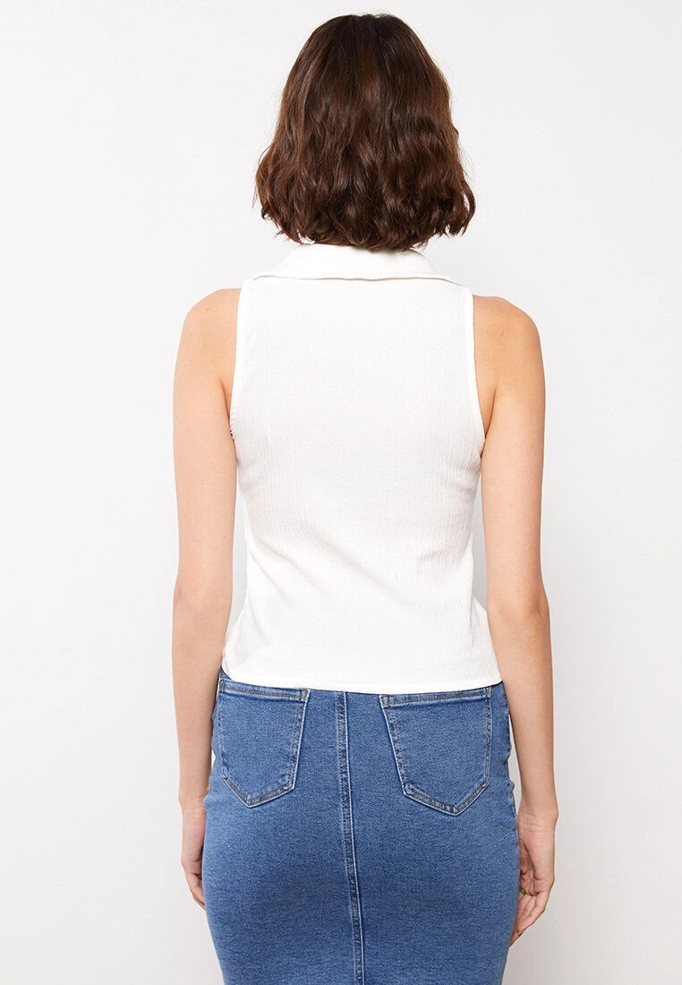 LC WAIKIKI Shirt Collar Self Patterned Sleeveless Women's Blouse 7 LC WAIKIKI Shirt Collar Self Patterned Sleeveless Women's Blouse - Image 5