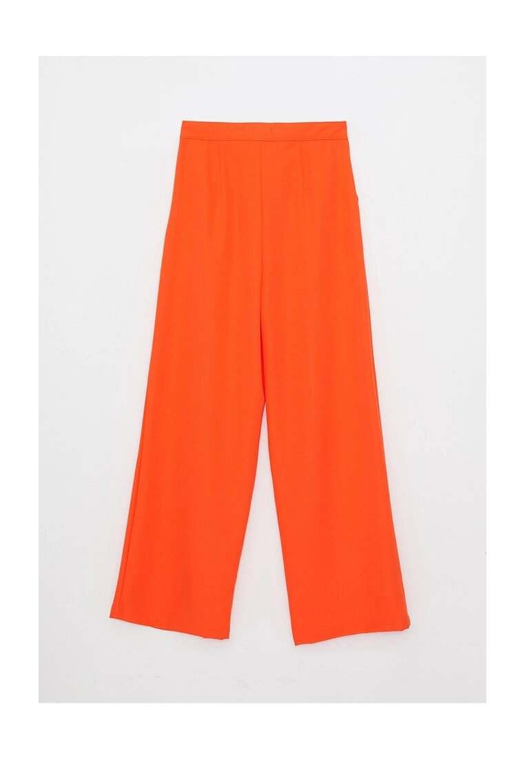 LC WAIKIKI Standard Fit Detail Trousers 8 LC WAIKIKI Standard Fit Detail Trousers - Image 6