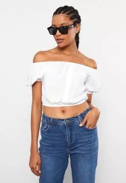 LC WAIKIKI Boat Neck Straight Short Sleeve Crop Viscose Women's Blouse 11 LC WAIKIKI Boat Neck Straight Short Sleeve Crop Viscose Women's Blouse -LC WAIKIKI popular shop lc waikiki 1374 3515726 3