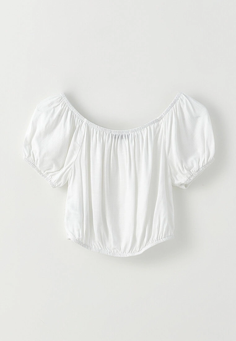 LC WAIKIKI Boat Neck Straight Short Sleeve Crop Viscose Women's Blouse 9 LC WAIKIKI Boat Neck Straight Short Sleeve Crop Viscose Women's Blouse - Image 7