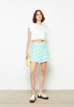 LC WAIKIKI Zippered Waist Floral Viscose Women's Short Skirt -LC WAIKIKI popular shop lc waikiki 1387 7203236 3