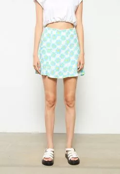 LC WAIKIKI Zippered Waist Floral Viscose Women's Short Skirt -LC WAIKIKI popular shop lc waikiki 1387 7203236 5