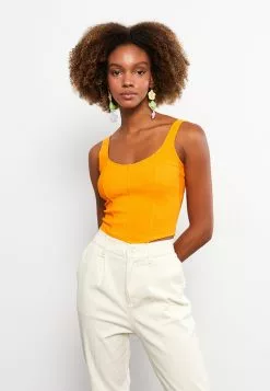 LC WAIKIKI U-Neck Strapped Crop Athlete -LC WAIKIKI popular shop lc waikiki 1390 6129726 3